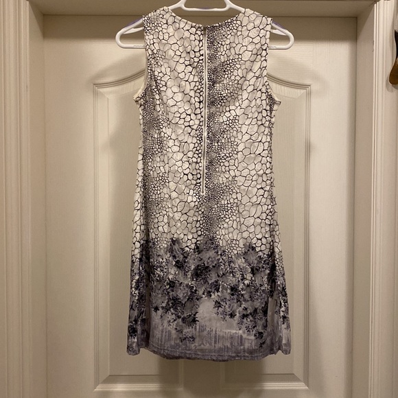 Papillon V-Neck Sleeveless Summer Dress with full lace overlay - Picture 3 of 8